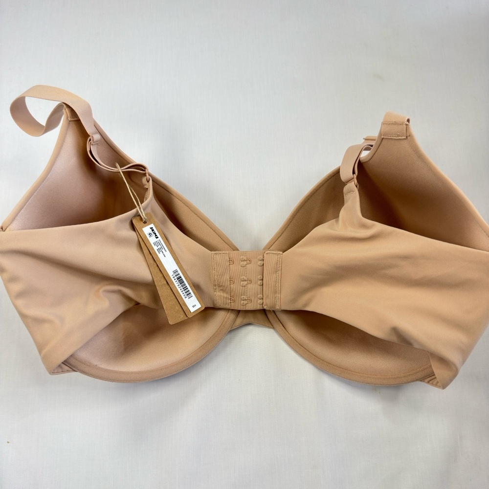 SKIMS Fits Everybody T-Shirt Bra 40DDD - Picture 2 of 4